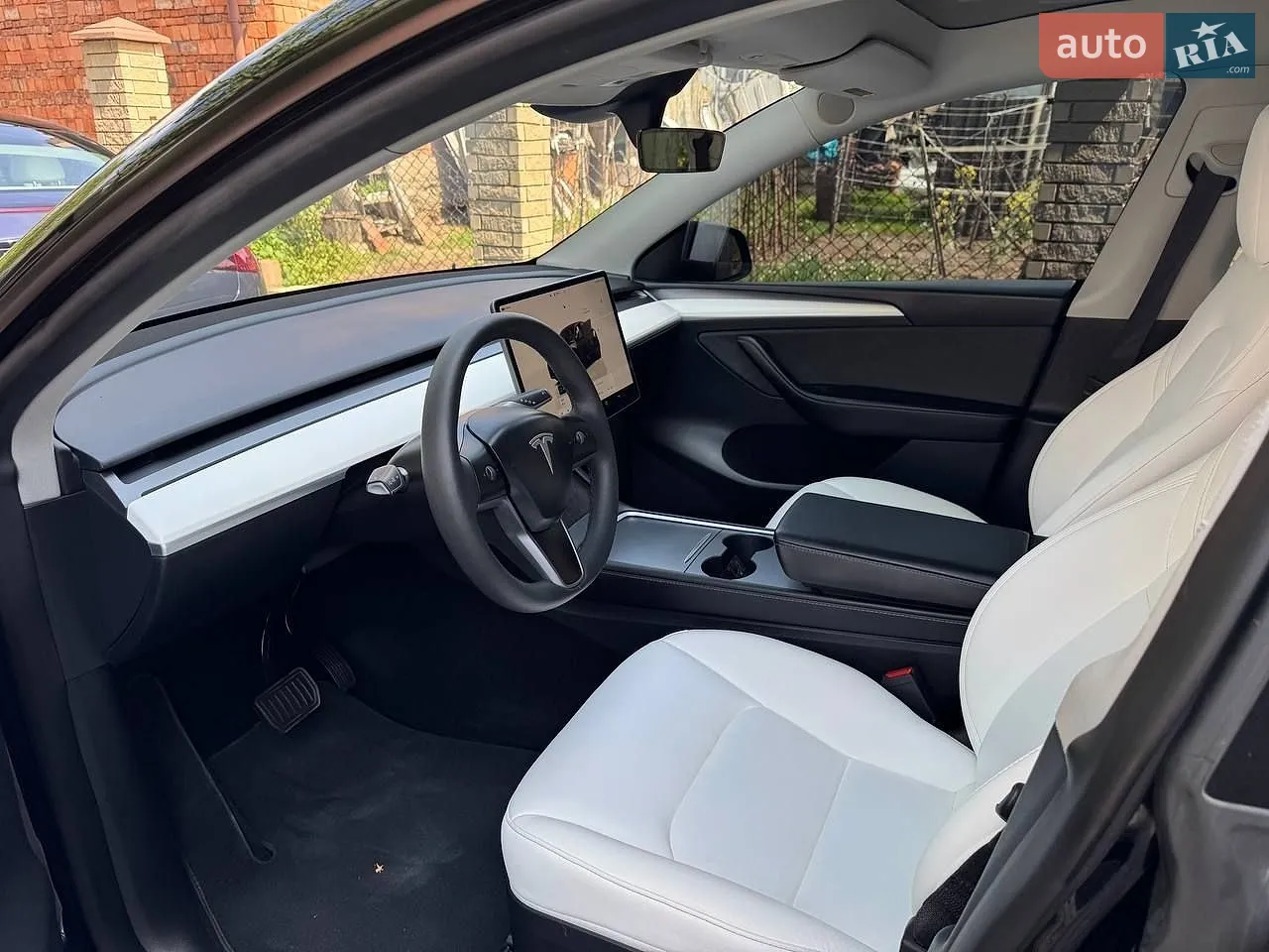2024 Tesla Model Y - мініатюра 12