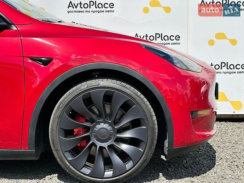 Позашляховик / Кросовер Tesla Model Y 2023 в Луцьку