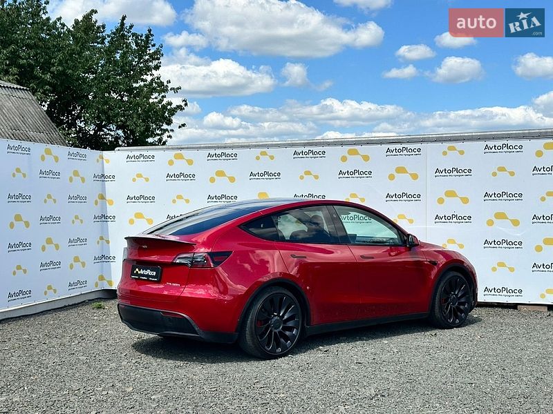 Позашляховик / Кросовер Tesla Model Y 2023 в Луцьку