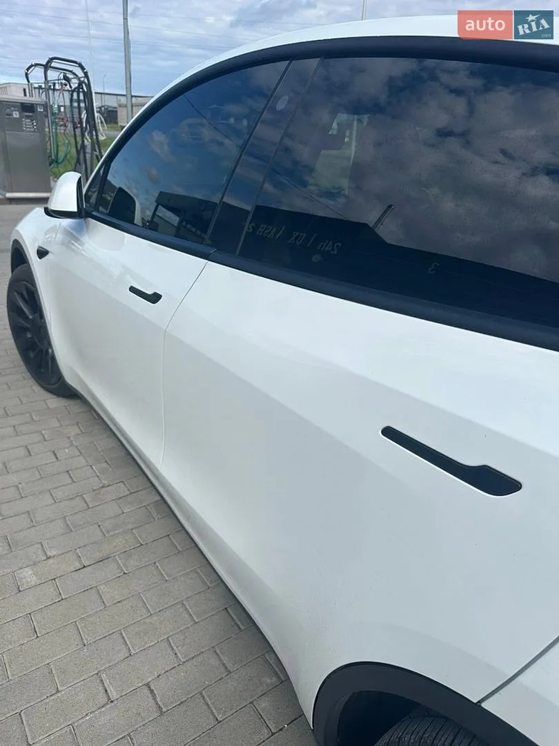 2021 Tesla Model Y - мініатюра 6
