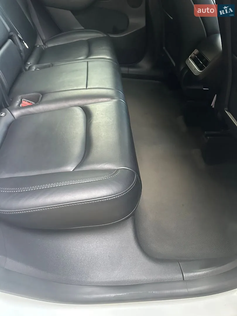 2021 Tesla Model Y - мініатюра 20