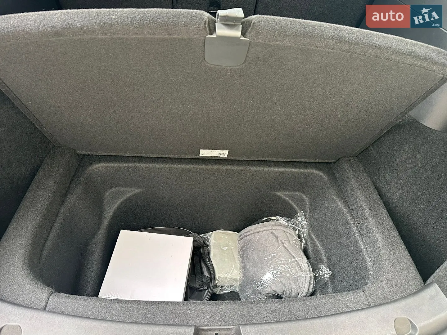 2021 Tesla Model Y - мініатюра 33