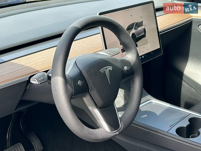 Внедорожник / Кроссовер Tesla Model Y 2024 в Киеве фото 8 Внедорожник / Кроссовер Tesla Model Y 2024 в Киеве