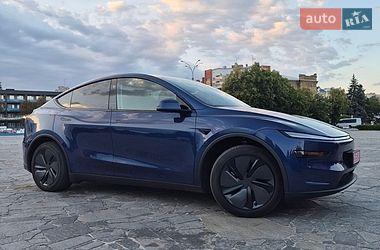 Внедорожник / Кроссовер Tesla Model Y 2025 в Кременчуге