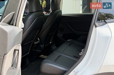 Позашляховик / Кросовер Tesla Model Y 2023 в Києві