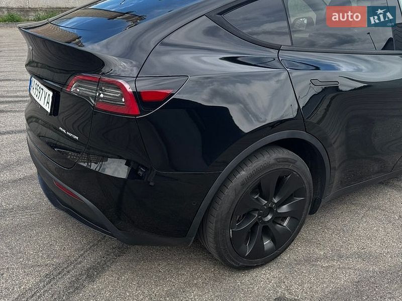 Позашляховик / Кросовер Tesla Model Y 2022 в Києві фото 11 Позашляховик / Кросовер Tesla Model Y 2022 в Києві