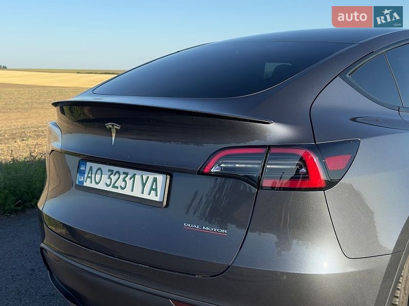 Позашляховик / Кросовер Tesla Model Y 2023 в Вінниці