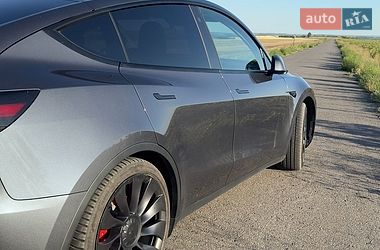 Позашляховик / Кросовер Tesla Model Y 2023 в Вінниці