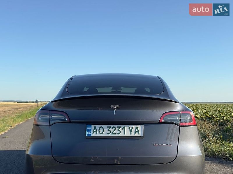 Позашляховик / Кросовер Tesla Model Y 2023 в Вінниці
