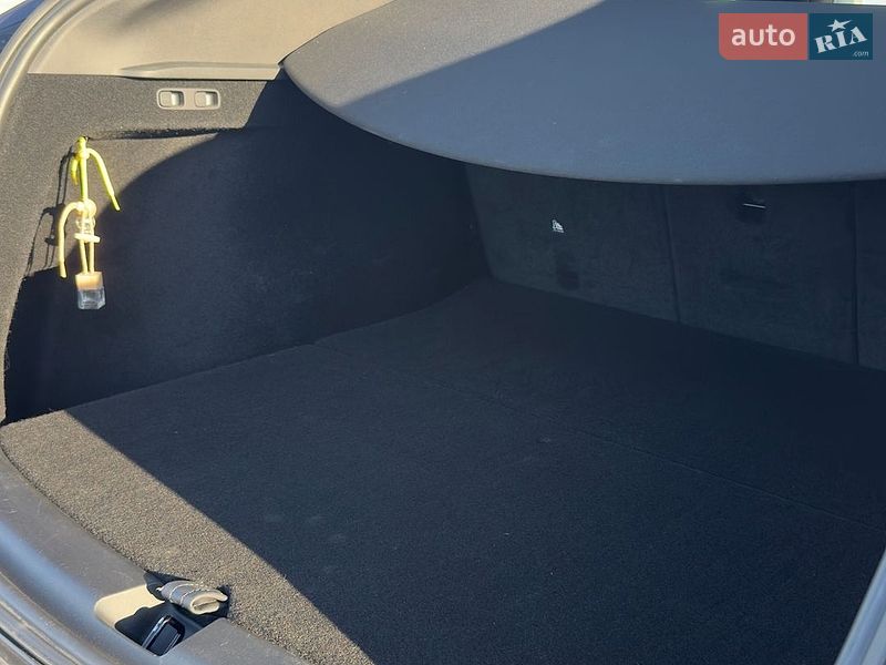 Позашляховик / Кросовер Tesla Model Y 2023 в Вінниці