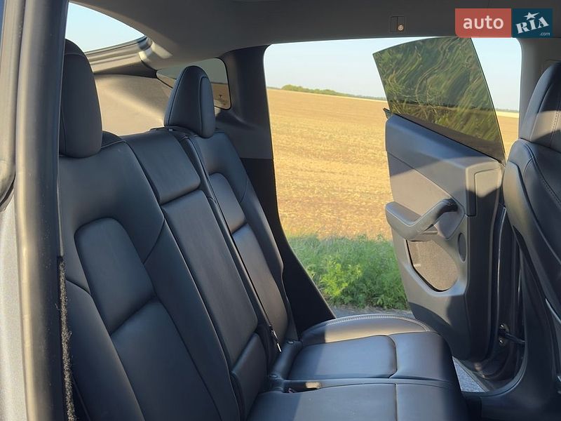 Позашляховик / Кросовер Tesla Model Y 2023 в Вінниці