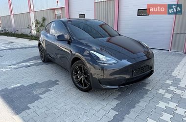 Внедорожник / Кроссовер Tesla Model Y 2024 в Львове