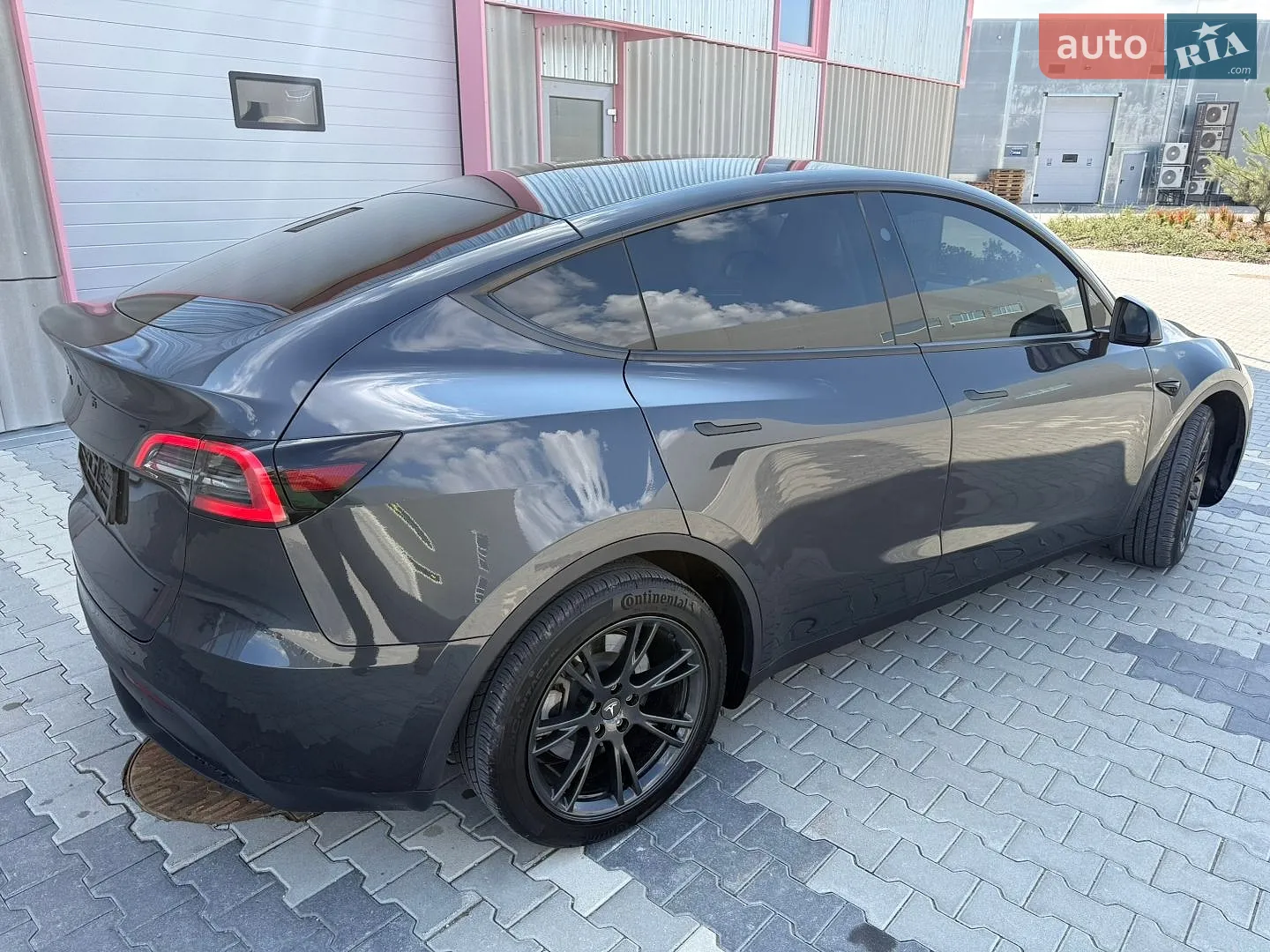 2024 Tesla Model Y - мініатюра 10