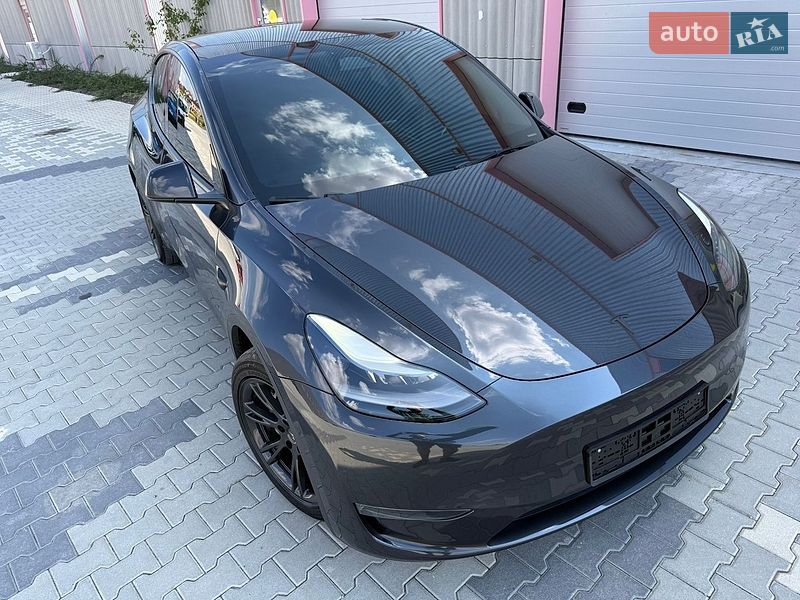 Внедорожник / Кроссовер Tesla Model Y 2024 в Львове