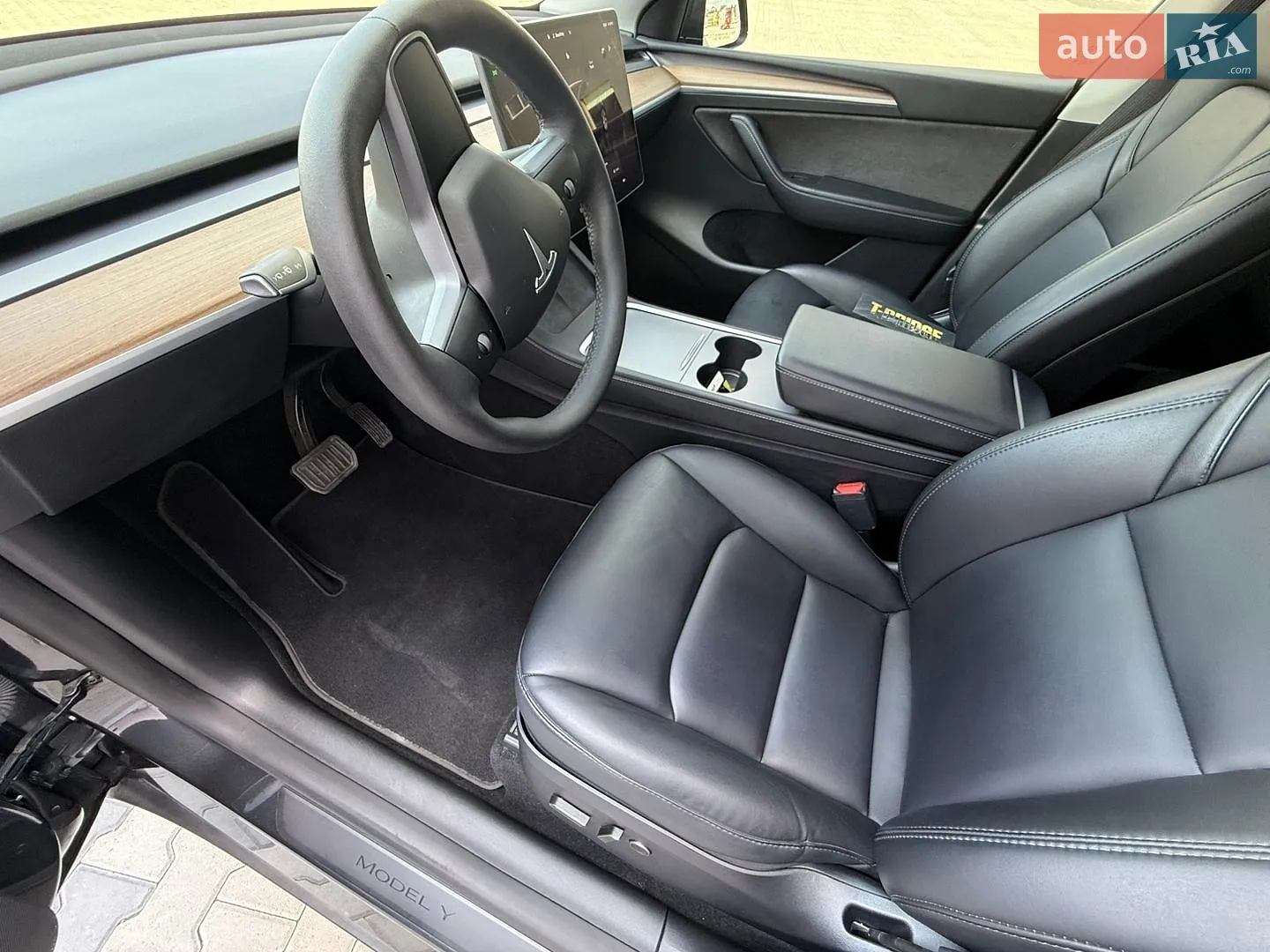 2024 Tesla Model Y - мініатюра 22