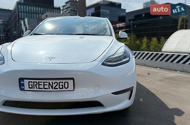Позашляховик / Кросовер Tesla Model Y 2022 в Києві