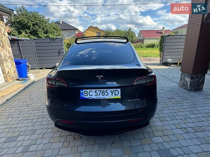 Внедорожник / Кроссовер Tesla Model Y 2024 в Львове
