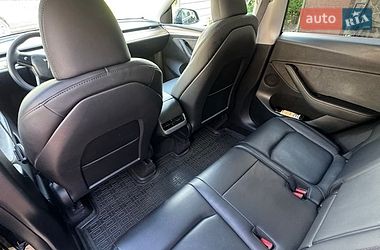 Внедорожник / Кроссовер Tesla Model Y 2024 в Львове
