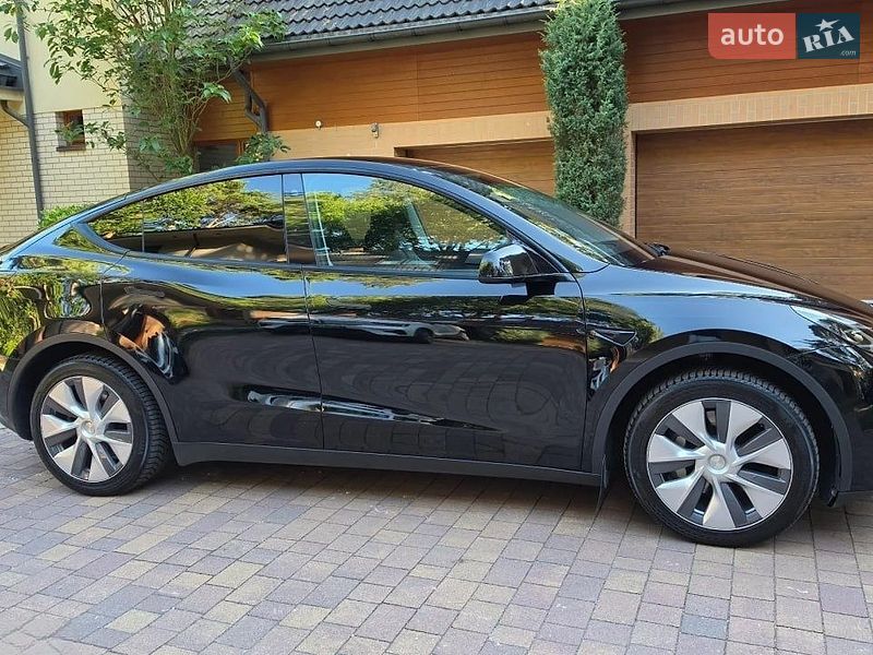 Позашляховик / Кросовер Tesla Model Y 2023 в Вінниці фото 7 Позашляховик / Кросовер Tesla Model Y 2023 в Вінниці