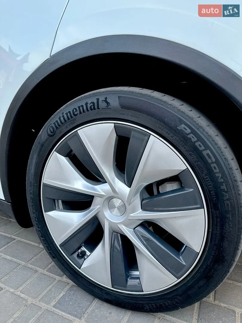 2022 Tesla Model Y - мініатюра 12