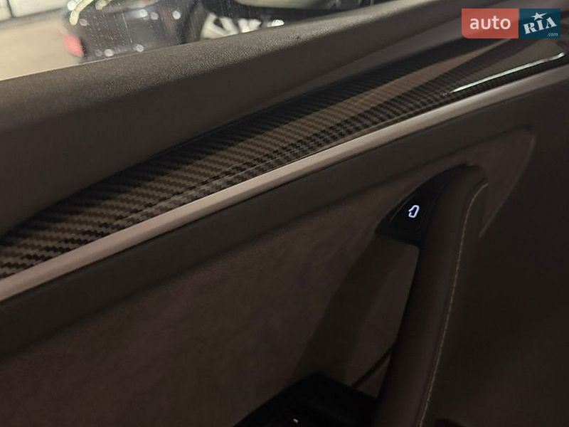 Позашляховик / Кросовер Tesla Model Y 2023 в Києві