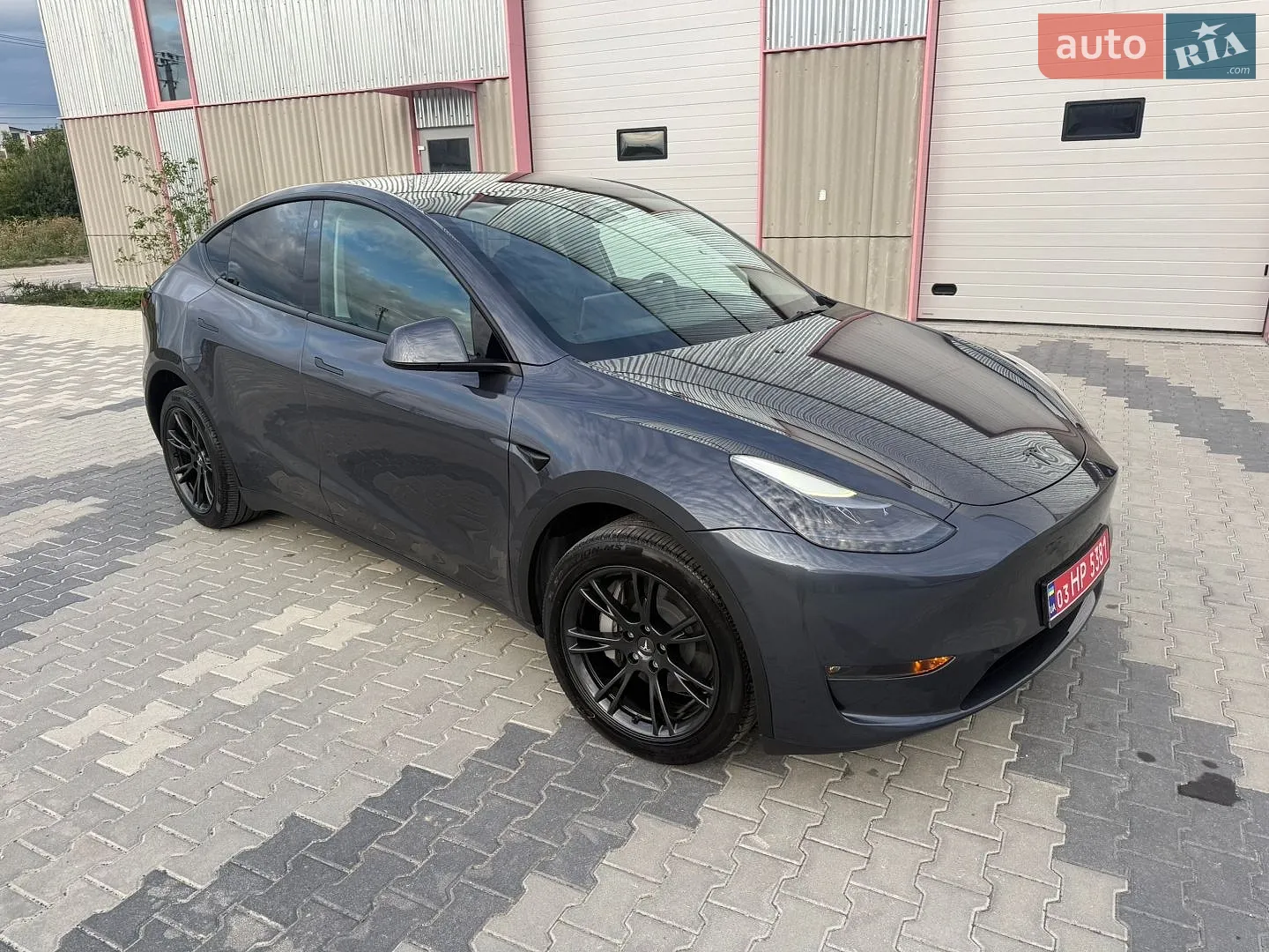 2023 Tesla Model Y - мініатюра 2