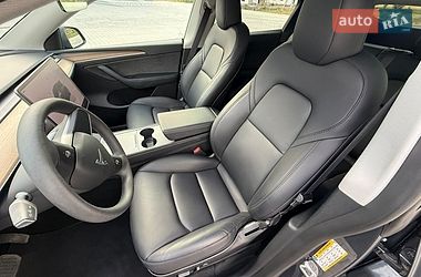 Внедорожник / Кроссовер Tesla Model Y 2023 в Львове