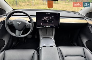Позашляховик / Кросовер Tesla Model Y 2023 в Луцьку фото 26 Позашляховик / Кросовер Tesla Model Y 2023 в Луцьку
