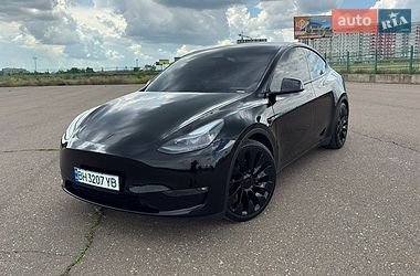 Внедорожник / Кроссовер Tesla Model Y 2023 в Одессе