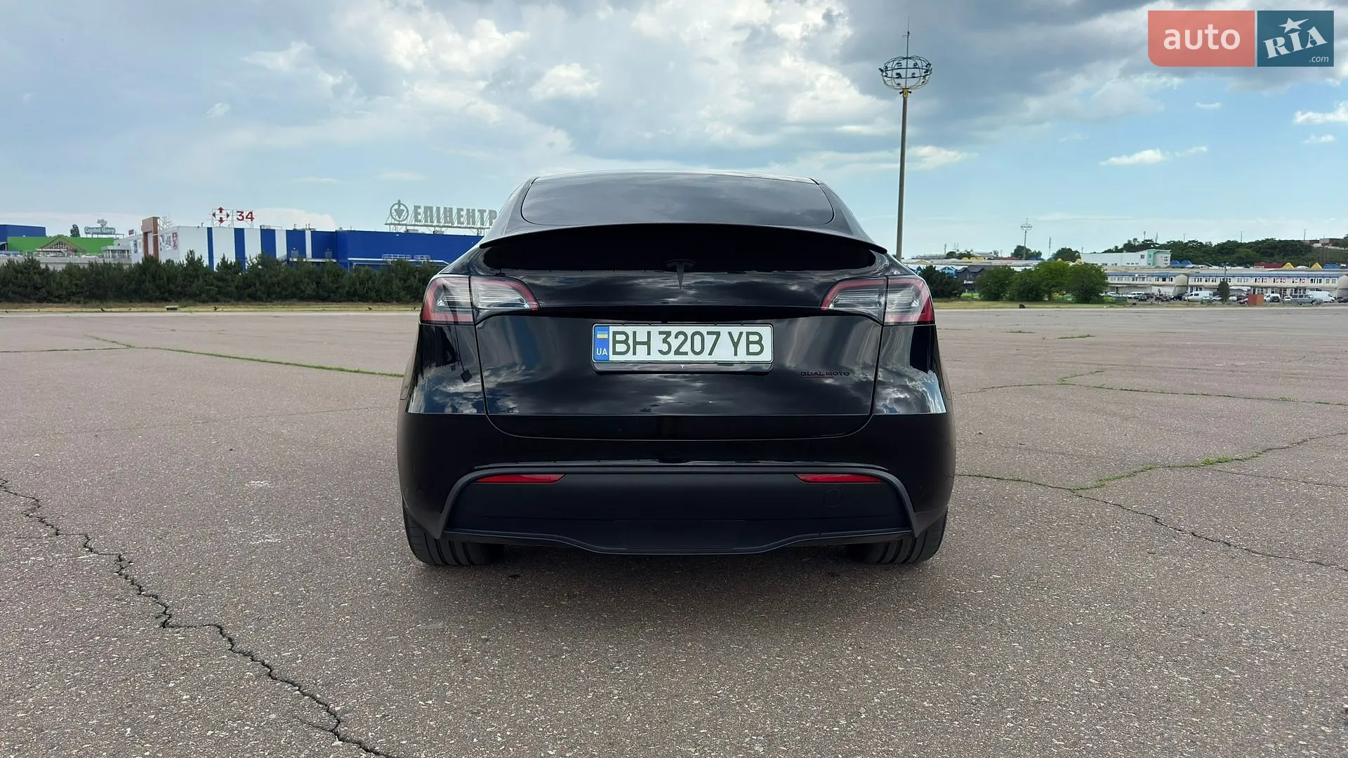 2023 Tesla Model Y - мініатюра 11