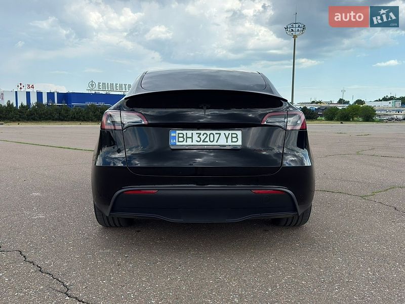 Внедорожник / Кроссовер Tesla Model Y 2023 в Одессе
