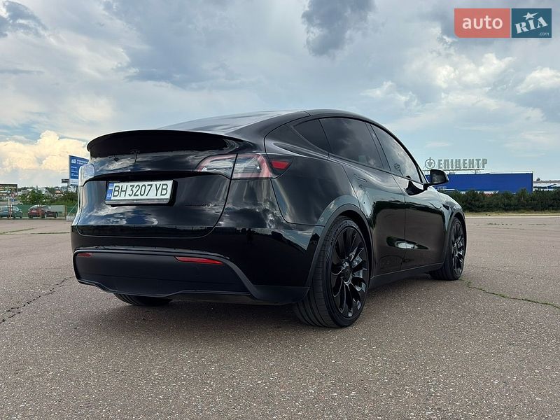 Внедорожник / Кроссовер Tesla Model Y 2023 в Одессе