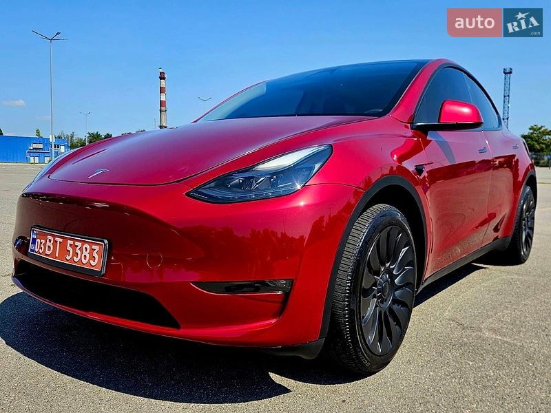 Позашляховик / Кросовер Tesla Model Y 2024 в Дніпрі