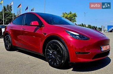 Позашляховик / Кросовер Tesla Model Y 2024 в Дніпрі