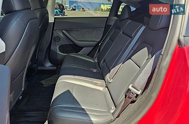 Позашляховик / Кросовер Tesla Model Y 2024 в Дніпрі