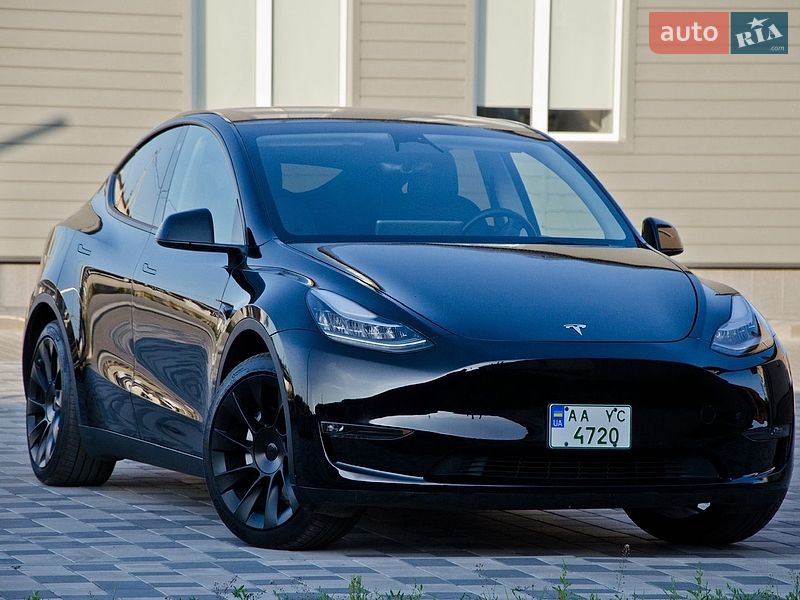 Позашляховик / Кросовер Tesla Model Y 2022 в Києві