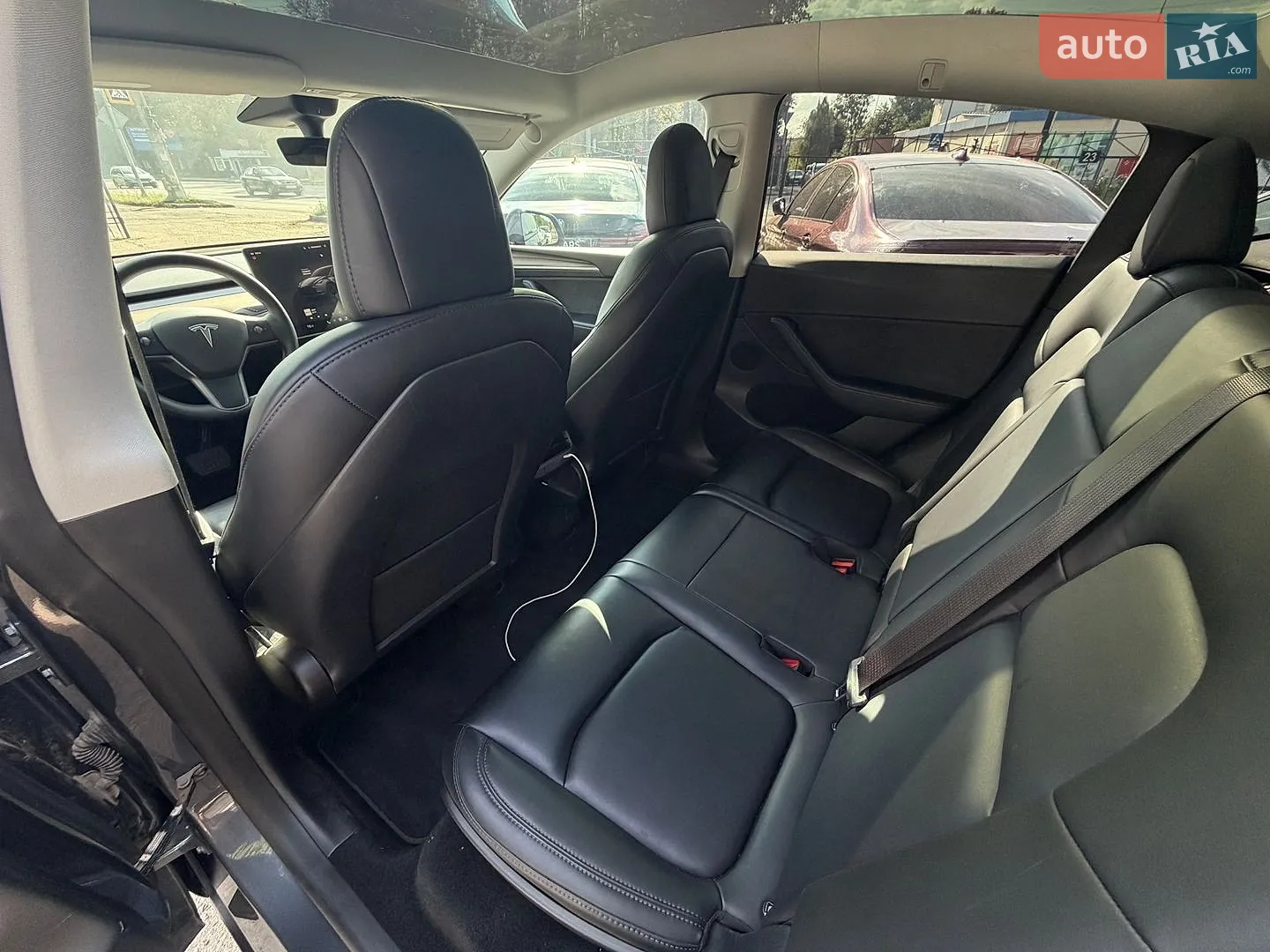 2022 Tesla Model Y - мініатюра 16