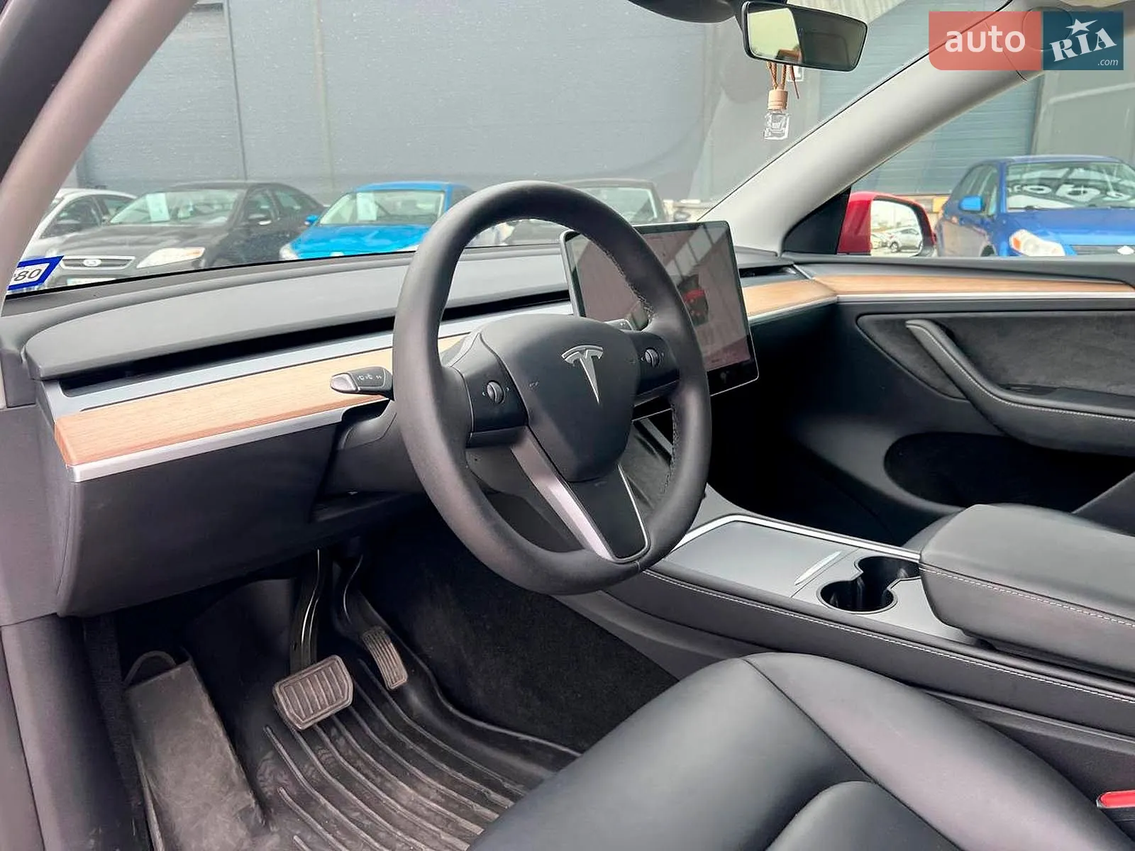 2024 Tesla Model Y - мініатюра 19