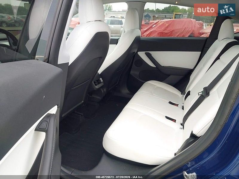 Внедорожник / Кроссовер Tesla Model Y 2021 в Львове