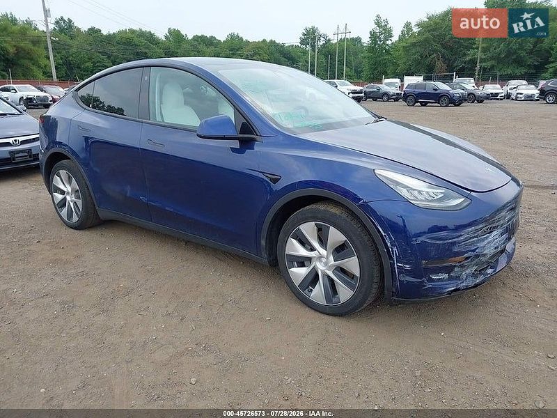 Позашляховик / Кросовер Tesla Model Y 2021 в Львові