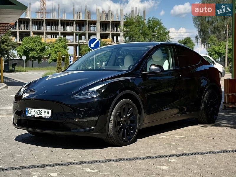 Позашляховик / Кросовер Tesla Model Y 2024 в Чернівцях фото 5 Позашляховик / Кросовер Tesla Model Y 2024 в Чернівцях