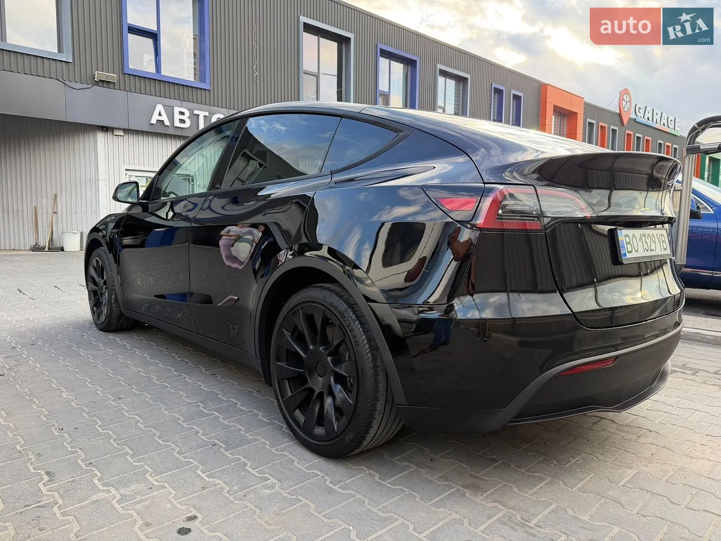 2024 Tesla Model Y - мініатюра 6