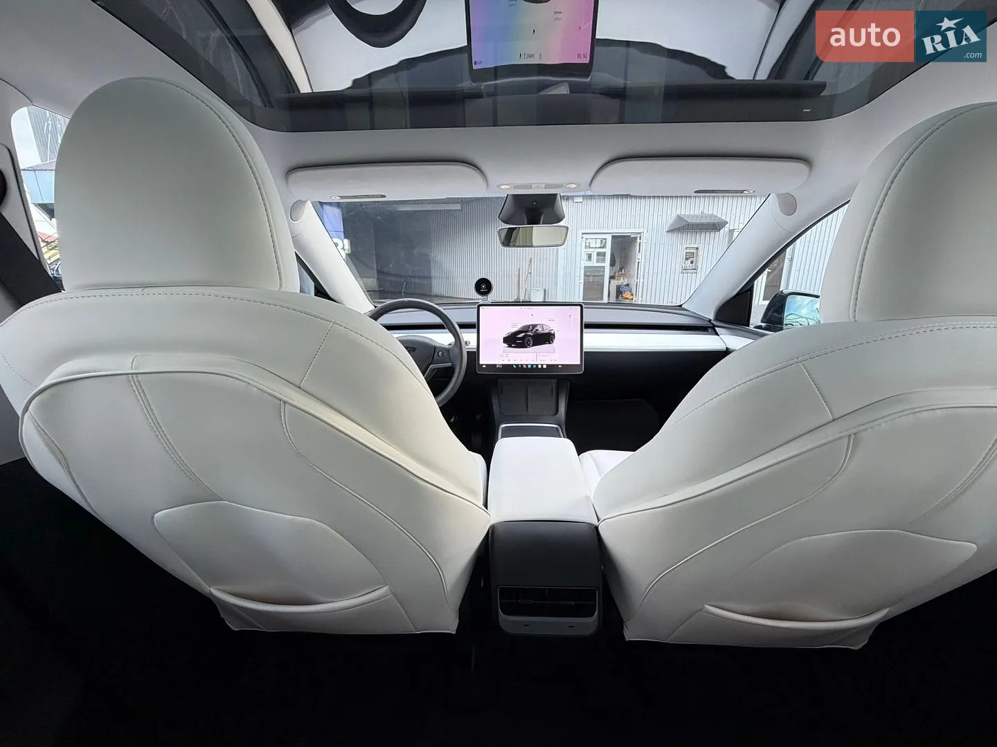 2024 Tesla Model Y - мініатюра 32