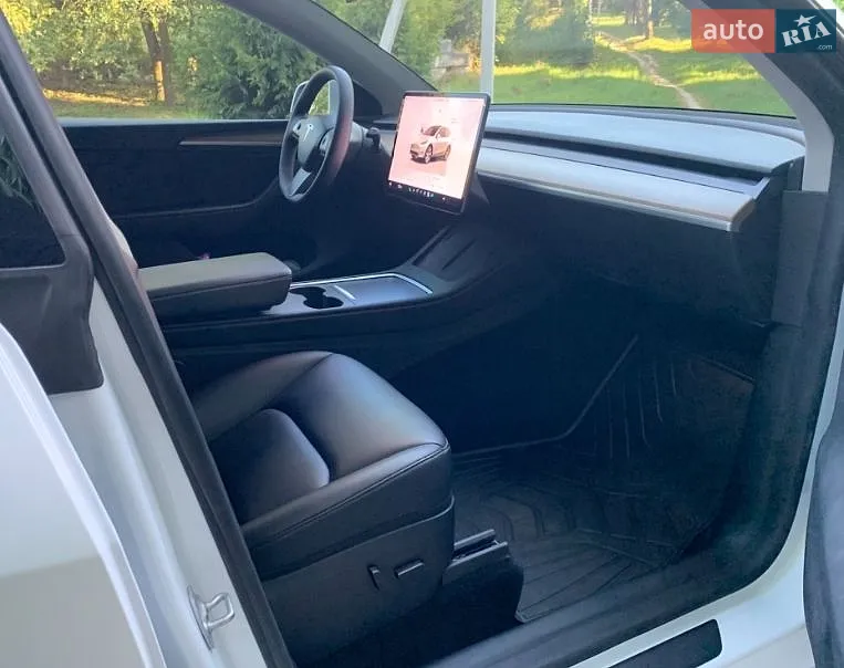 2023 Tesla Model Y - мініатюра 9