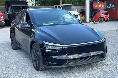 Внедорожник / Кроссовер Tesla Model Y 2025 в Владимире фото 2 Внедорожник / Кроссовер Tesla Model Y 2025 в Владимире