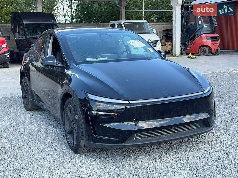 Внедорожник / Кроссовер Tesla Model Y 2025 в Владимире фото 2 Внедорожник / Кроссовер Tesla Model Y 2025 в Владимире