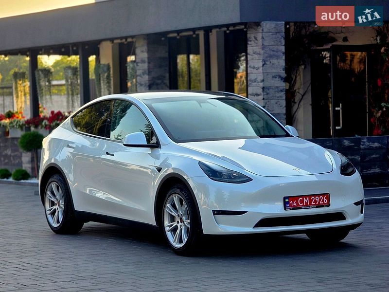 Позашляховик / Кросовер Tesla Model Y 2021 в Самборі
