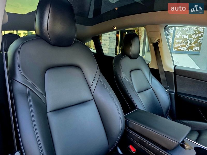 Позашляховик / Кросовер Tesla Model Y 2021 в Самборі