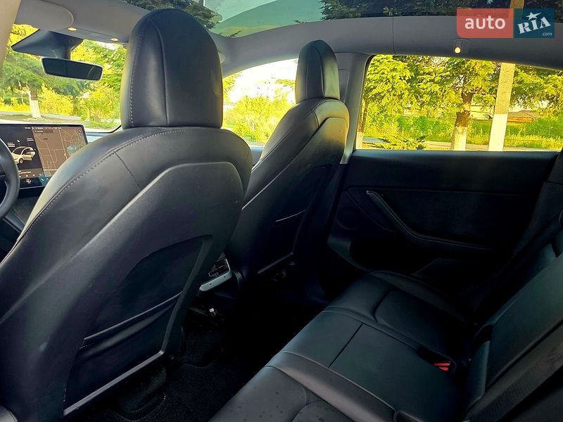 Позашляховик / Кросовер Tesla Model Y 2021 в Самборі