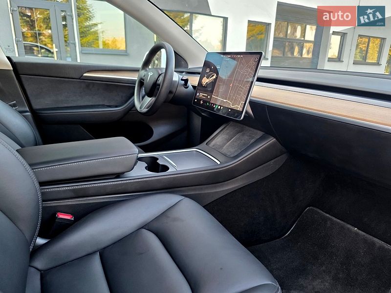 Позашляховик / Кросовер Tesla Model Y 2021 в Самборі
